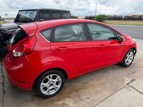 Used 2015 Ford Fiesta SE FWD image 21