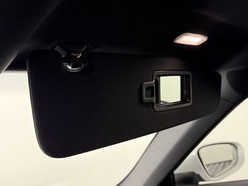 Used 2022 Porsche Taycan 4 Cross Turismo image 30