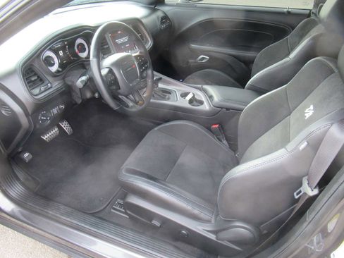 Used 2023 Dodge Challenger R/T Scat Pack w/ T/A Package image 25