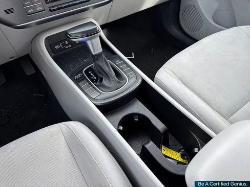 Certified 2024 Hyundai Kona SEL image 44