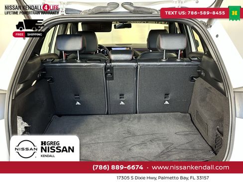 Used 2023 Mercedes-Benz GLA 35 AMG 4MATIC w/ Premium Package image 28