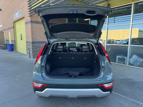 Used 2024 Kia Niro EX image 36