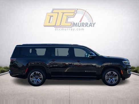 Used 2024 Jeep Wagoneer L 4WD w/ Premium Group I image 4