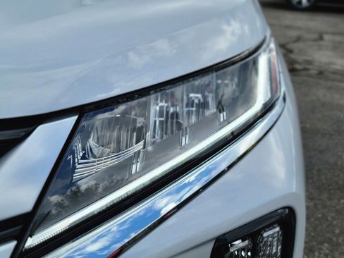 New 2024 Mitsubishi Outlander Sport SE image 10