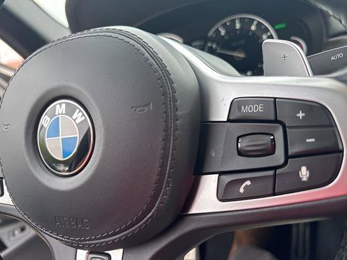 Used 2018 BMW M550i xDrive image 30