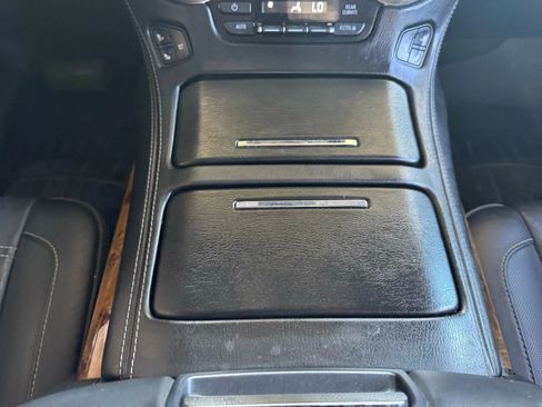 Used 2015 GMC Yukon Denali w/ Touring Package image 29