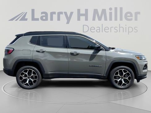 New 2026 Jeep Compass Limited AWD/4WD image 7