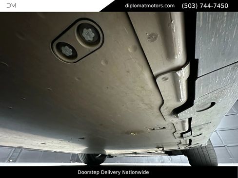 Used 2022 Tesla Model X image 41