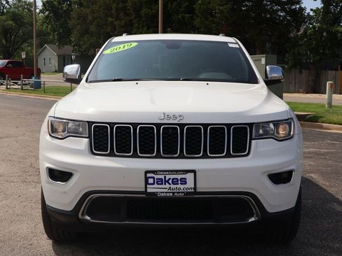 Used 2019 Jeep Grand Cherokee Limited w/ Trailer Tow Group IV AWD/4WD image 2