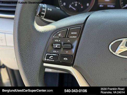 Used 2019 Hyundai Tucson SE image 20