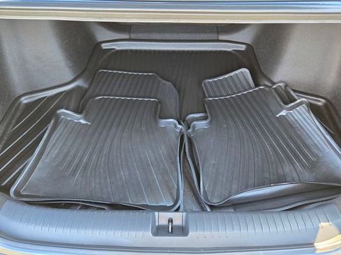 Used 2023 Honda Accord EX image 9