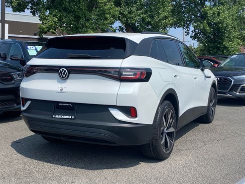 Certified 2023 Volkswagen ID.4 Pro S AWD/4WD image 3