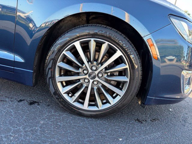 Used 2017 Lincoln MKZ Premiere AWD/4WD image 8