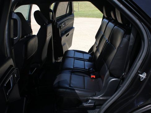 Used 2022 Ford Explorer 4WD Police Interceptor image 35