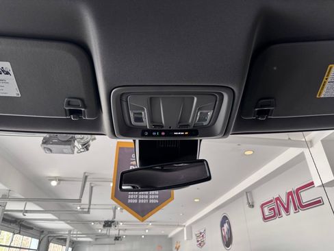 Certified 2024 Chevrolet Silverado 1500 LTZ image 25