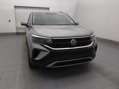 Used 2022 Volkswagen Taos SE image 14