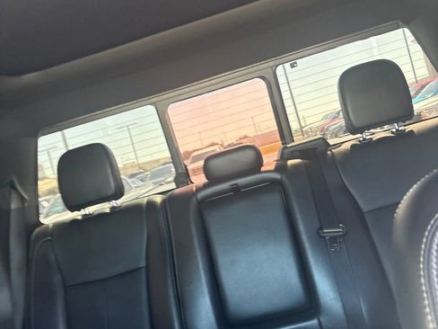Used 2019 Ford F150 Lariat w/ Equipment Group 502A Luxury AWD/4WD image 13