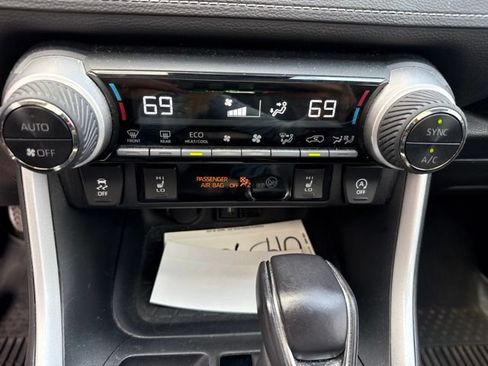 Used 2020 Toyota RAV4 XLE Premium AWD/4WD image 14