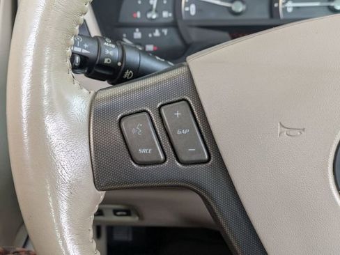 Used 2004 Cadillac XLR image 17