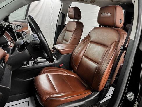 Used 2018 Chevrolet Traverse High Country w/ LPO, Floor Liner Package AWD/4WD image 7