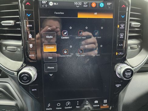 Used 2023 RAM 3500 Laramie image 62