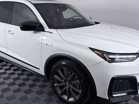Used 2025 Acura MDX A-Spec AWD/4WD image 8