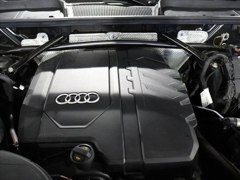 Used 2023 Audi Q5 2.0T Premium w/ Convenience Package image 28