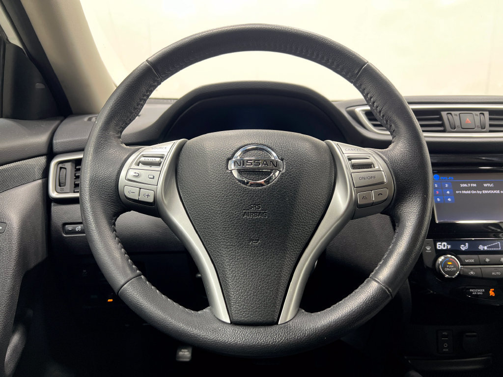 Used 2016 Nissan Rogue SL w/ SL Premium Package AWD/4WD image 23