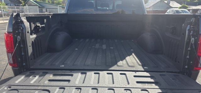 Used 2019 Ford F150 Lariat w/ Equipment Group 502A Luxury AWD/4WD image 7
