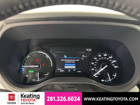 New 2026 Toyota Sienna XLE FWD image 12