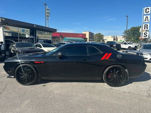 Used 2011 Dodge Challenger R/T w/ Sound Group II RWD image 2