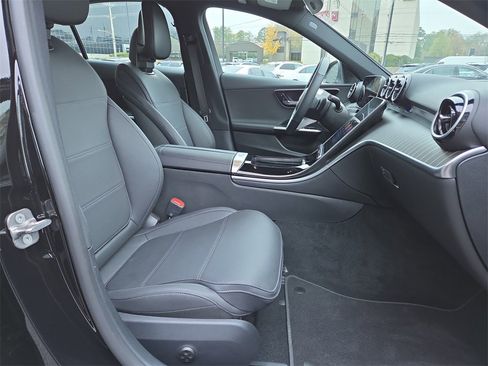 Certified 2025 Mercedes-Benz C 300 4MATIC Sedan image 16