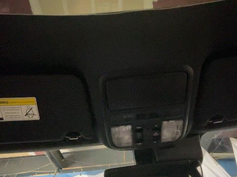 Certified 2025 Honda Passport EX-L image 38