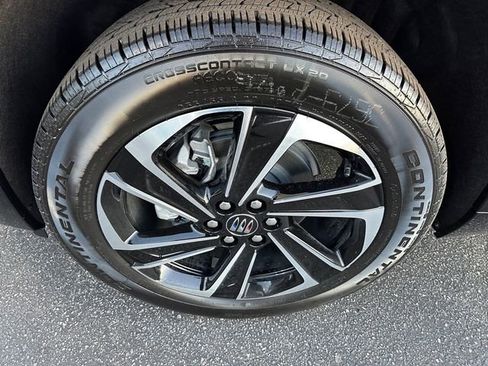 New 2025 Buick Enclave Sport Touring w/ Power Package image 15