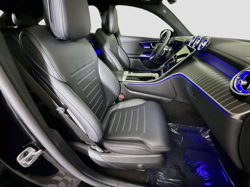 Certified 2025 Mercedes-Benz GLC 300 4MATIC image 29
