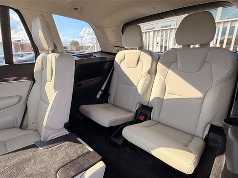Used 2019 Volvo XC90 T6 Momentum w/ Protection Package Premier AWD/4WD image 45