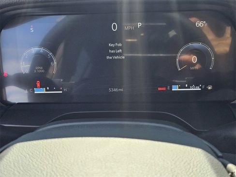 Used 2025 Jeep Grand Cherokee Laredo X w/ Luxury Tech Group I image 23