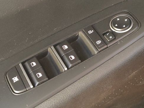 Used 2023 Kia Forte LXS w/ LXS Technology Package FWD image 27