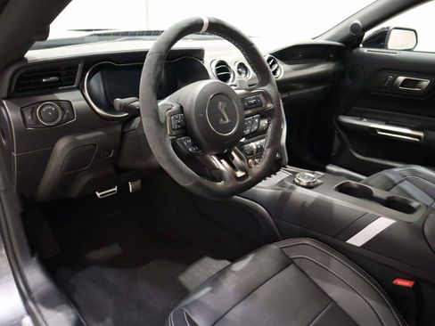 Used 2021 Ford Mustang Shelby GT500 w/ Technology Package RWD image 20