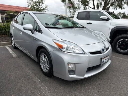 Used 2010 Toyota Prius Five FWD image 1