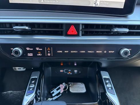 New 2026 Kia Sorento SX FWD image 14