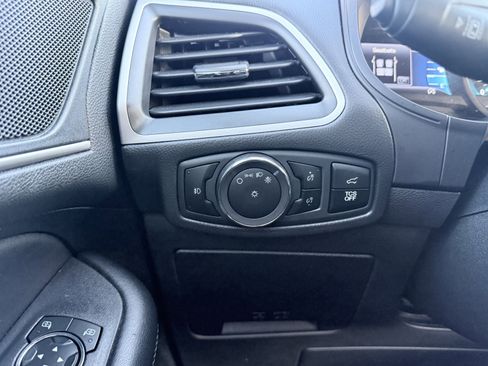 Used 2023 Ford Edge SEL w/ Convenience Package image 68