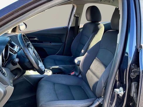 Used 2014 Chevrolet Cruze LT image 14