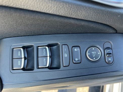 Used 2023 Honda Civic Sport image 12