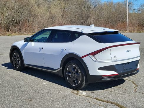 Used 2025 Kia EV6 Light AWD/4WD image 7