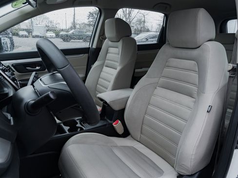 Used 2018 Honda CR-V LX image 17