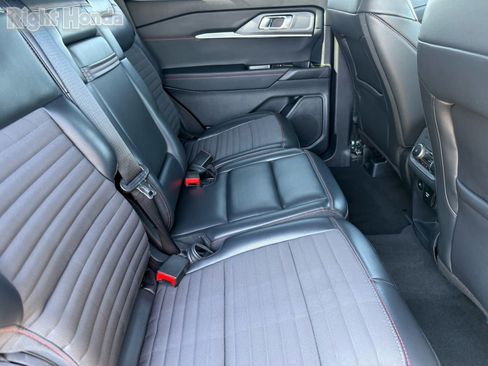 Used 2025 Ford Explorer ST-Line w/ Premium Package image 29