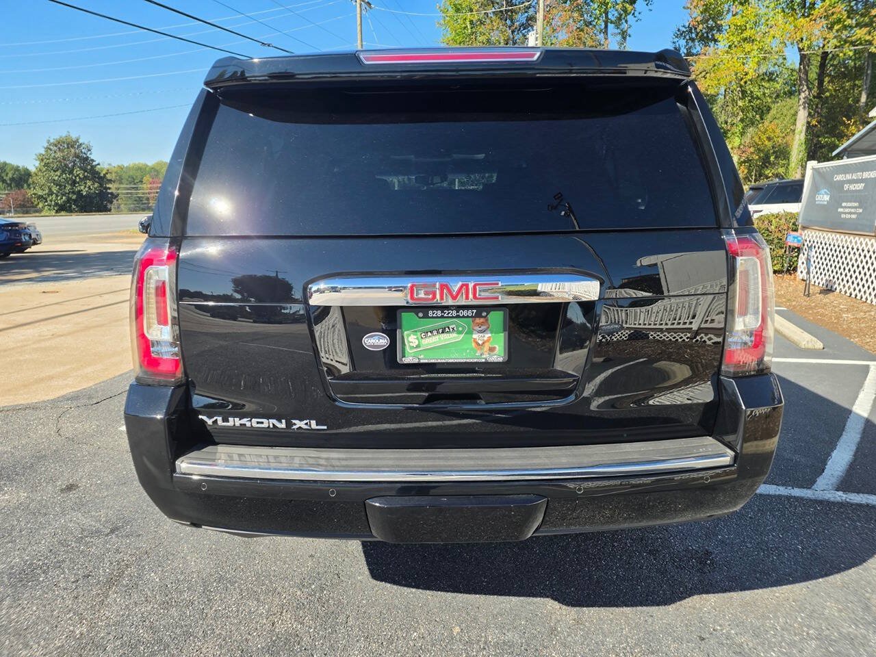Used 2017 GMC Yukon XL Denali w/ Open Road Package RWD image 5