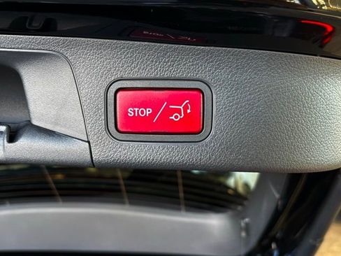 Certified 2025 Mercedes-Benz GLA 250 image 32