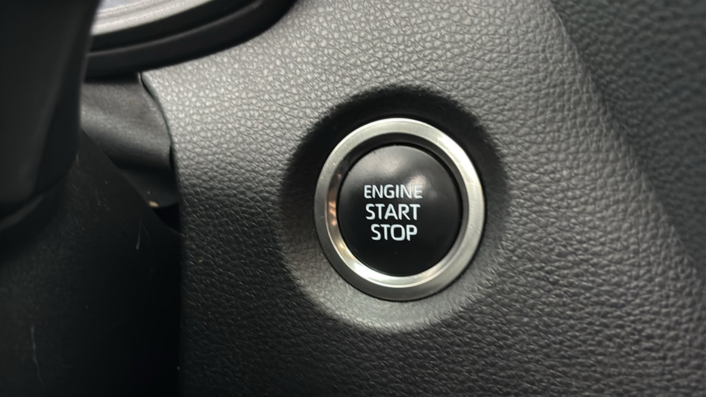 Used 2025 Toyota Corolla SE FWD image 15